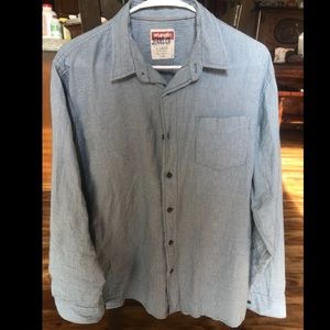 Men’s Wrangler Long Sleeve Button Up